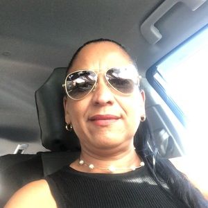 Meet your Posher, Myrna